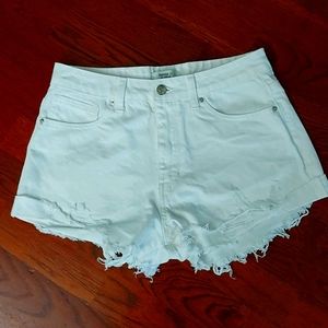 Forever 21 White jeans Short size 27